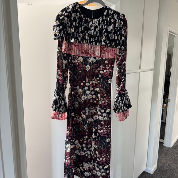 Mother of Pearl Dresses & Skirts - Mother of Pearl Black Floral Maxi Dress with Pink Trim